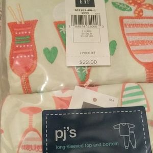 GAP girl long-sleeved festive drink pjs